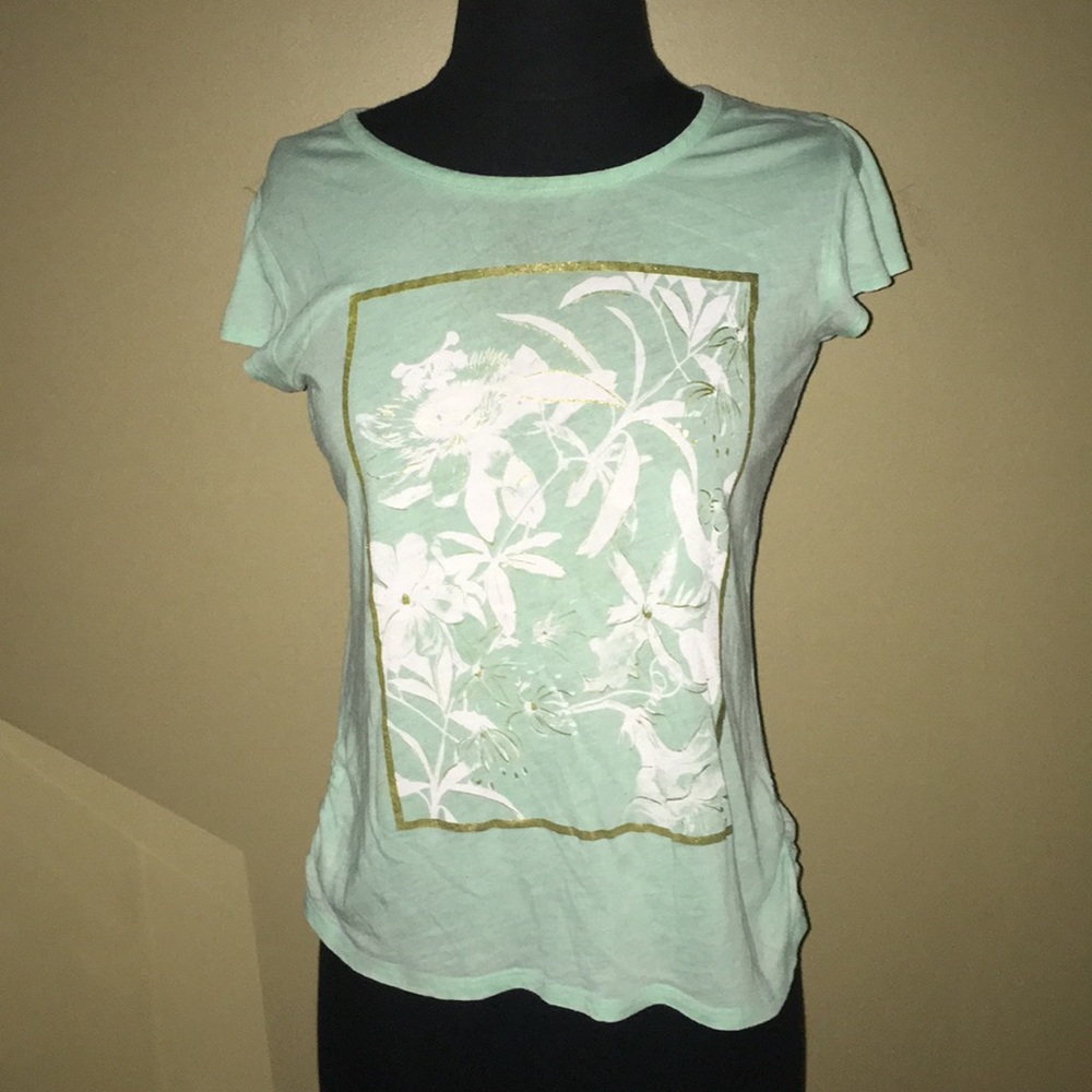 Short sleeves